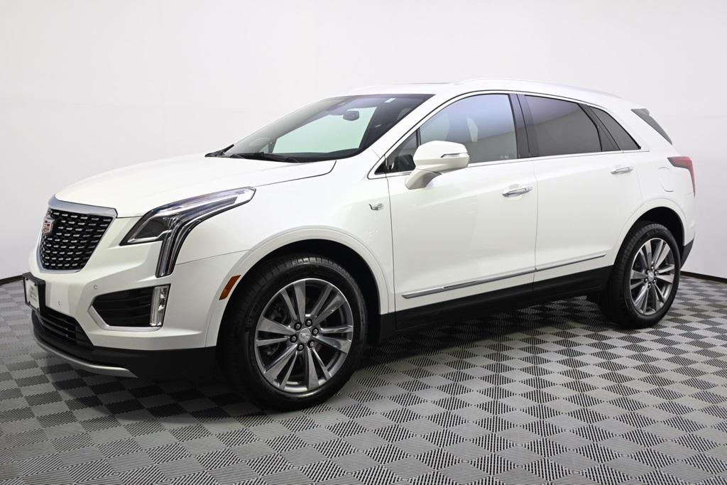 used 2025 Cadillac XT5 car, priced at $44,444