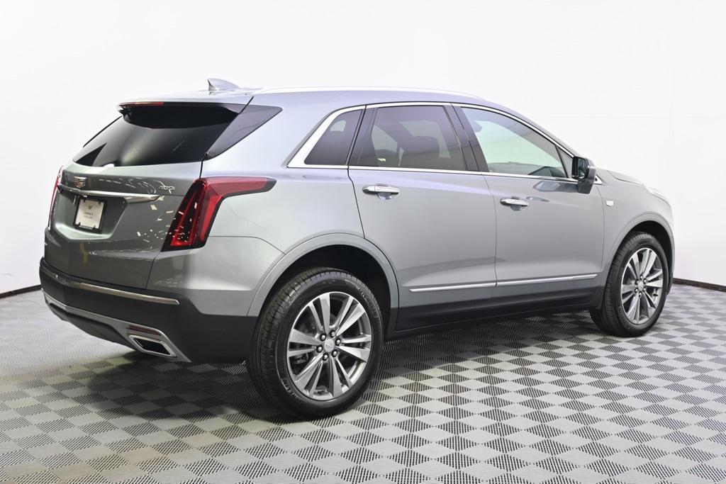 new 2025 Cadillac XT5 car, priced at $55,190