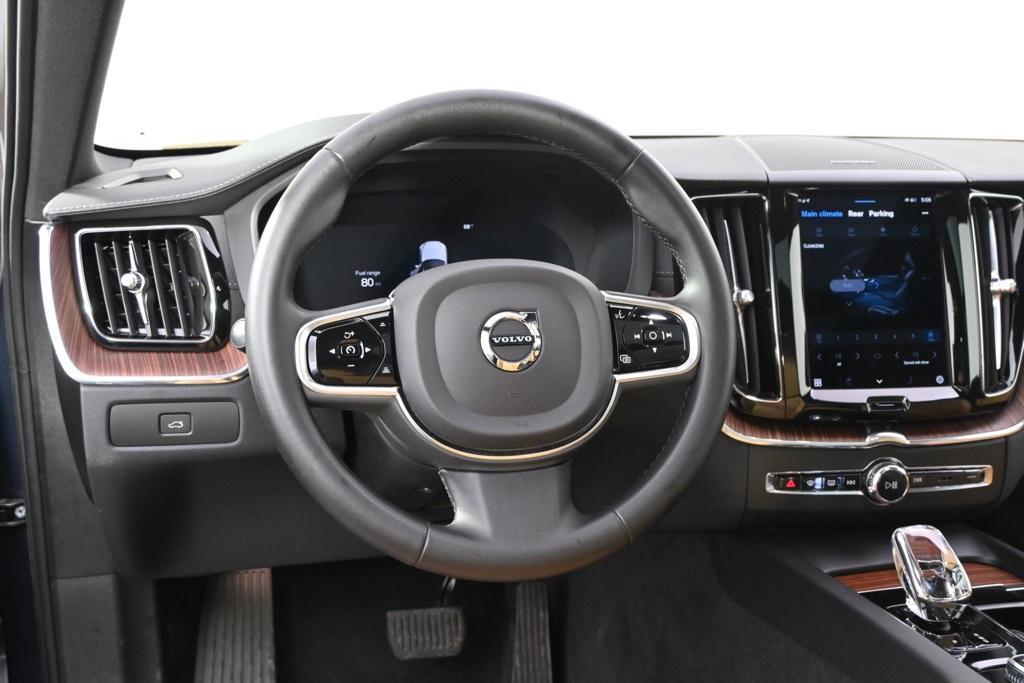 used 2023 Volvo XC60 car, priced at $40,700