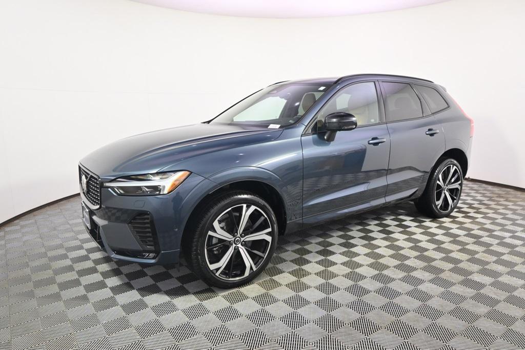 used 2023 Volvo XC60 car, priced at $40,700