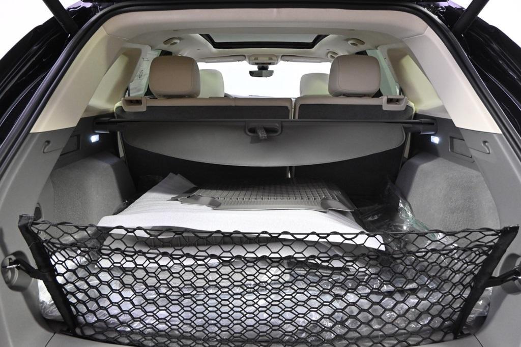 new 2025 Cadillac XT5 car, priced at $58,964