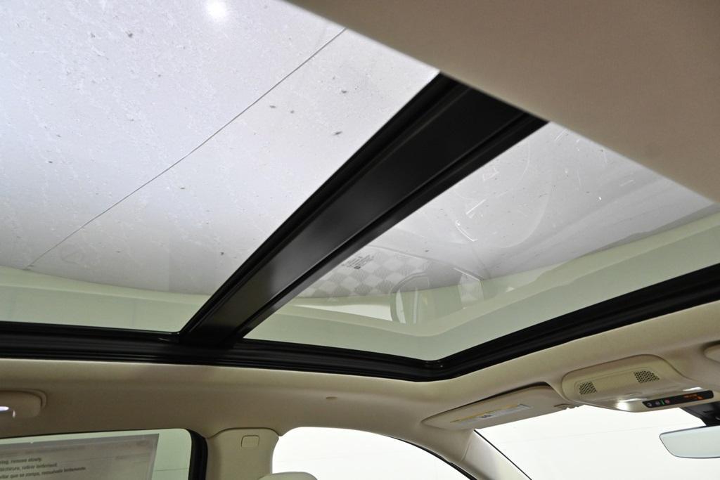 new 2025 Cadillac XT5 car, priced at $58,964