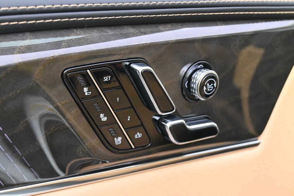new 2025 Cadillac Escalade IQ car, priced at $157,084