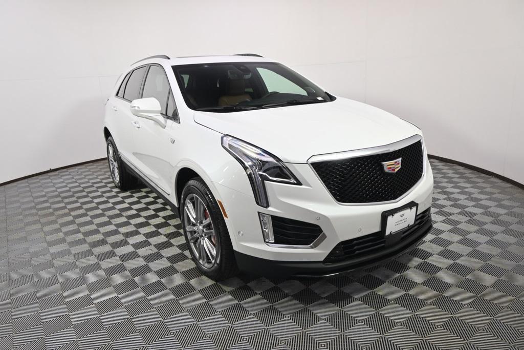 new 2025 Cadillac XT5 car, priced at $65,035