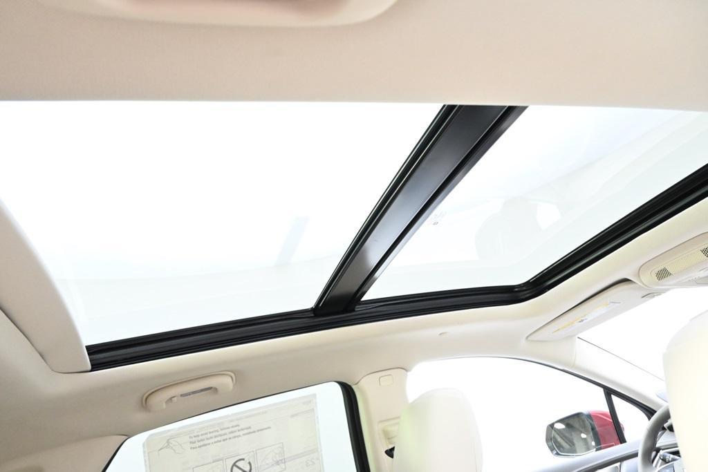 new 2025 Cadillac XT5 car, priced at $56,784
