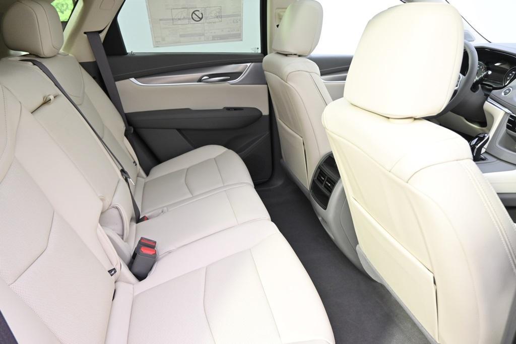 new 2025 Cadillac XT5 car, priced at $56,784