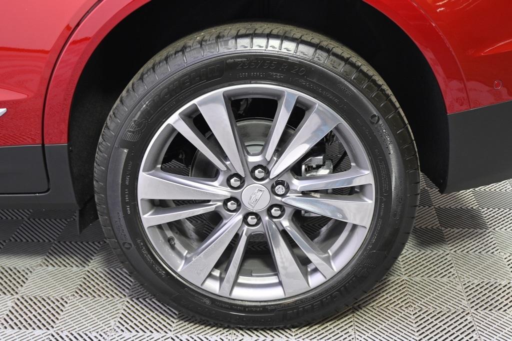 new 2025 Cadillac XT5 car, priced at $56,784