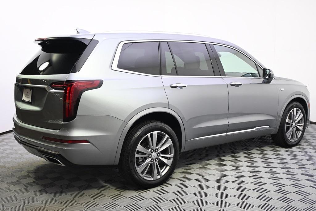 used 2025 Cadillac XT6 car, priced at $41,555