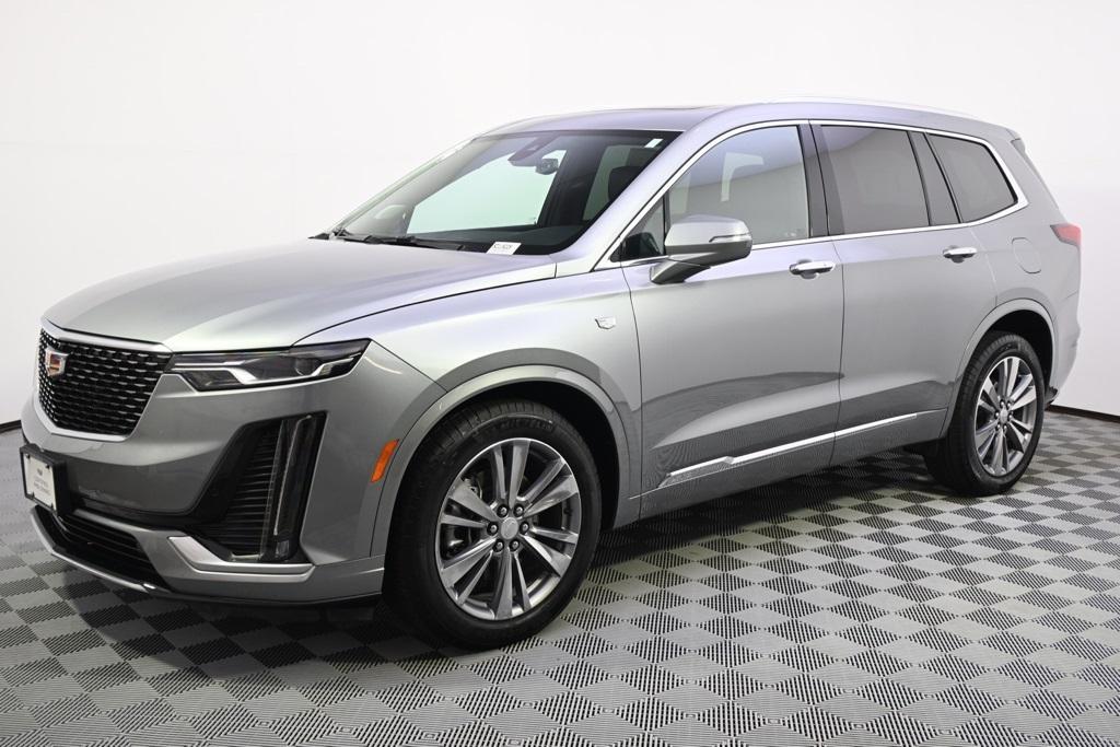 used 2025 Cadillac XT6 car, priced at $41,555