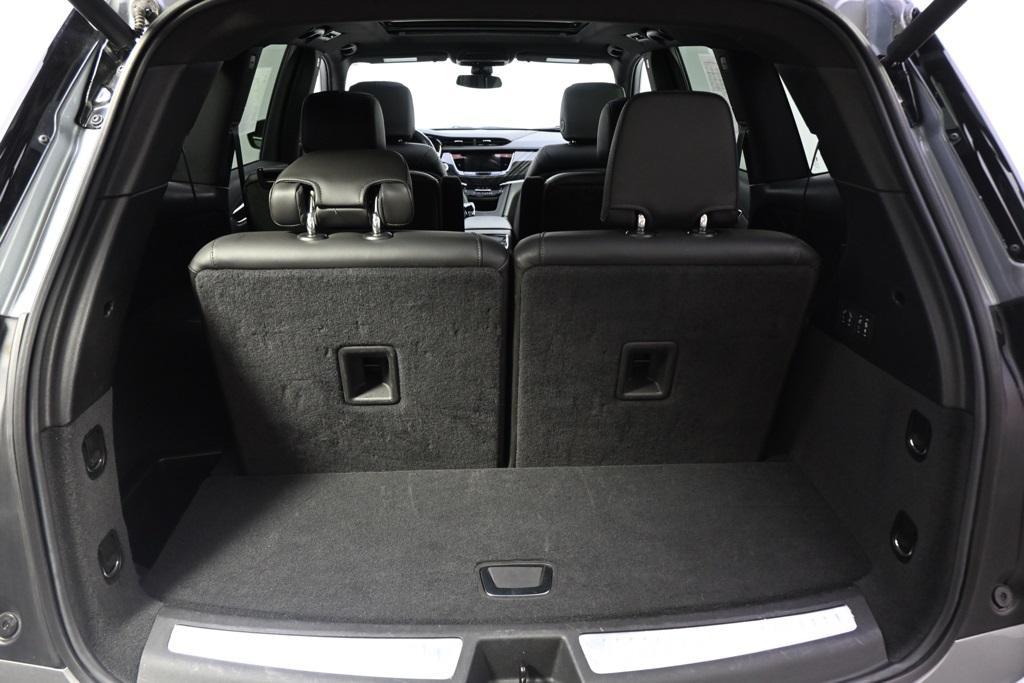 used 2025 Cadillac XT6 car, priced at $41,555