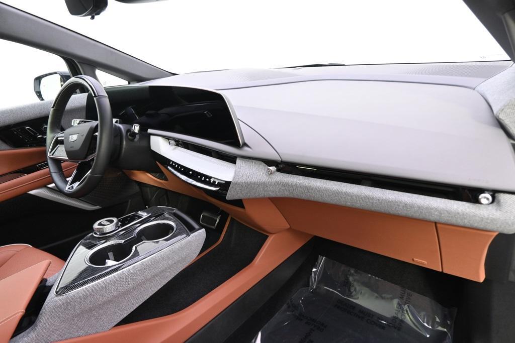 new 2025 Cadillac OPTIQ car, priced at $61,397