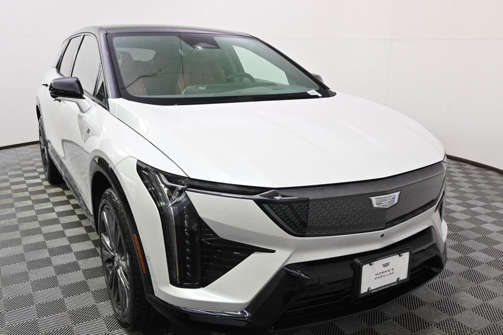new 2025 Cadillac OPTIQ car, priced at $63,120