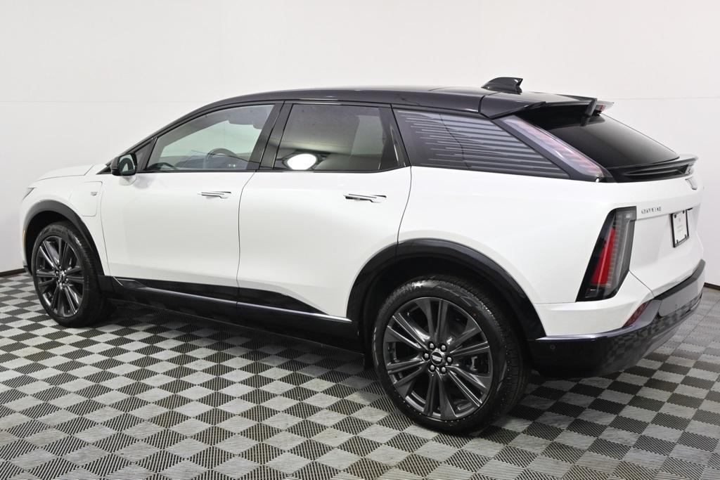 new 2025 Cadillac OPTIQ car, priced at $63,120