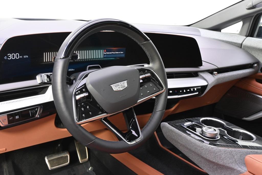 new 2025 Cadillac OPTIQ car, priced at $61,397