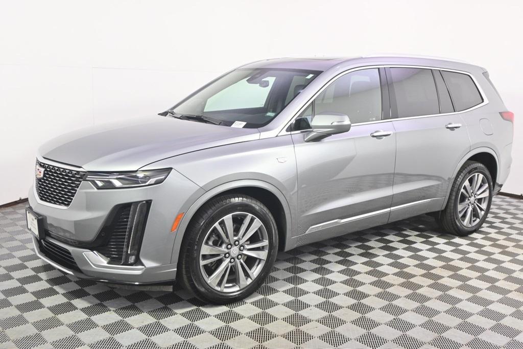 used 2025 Cadillac XT6 car, priced at $42,760