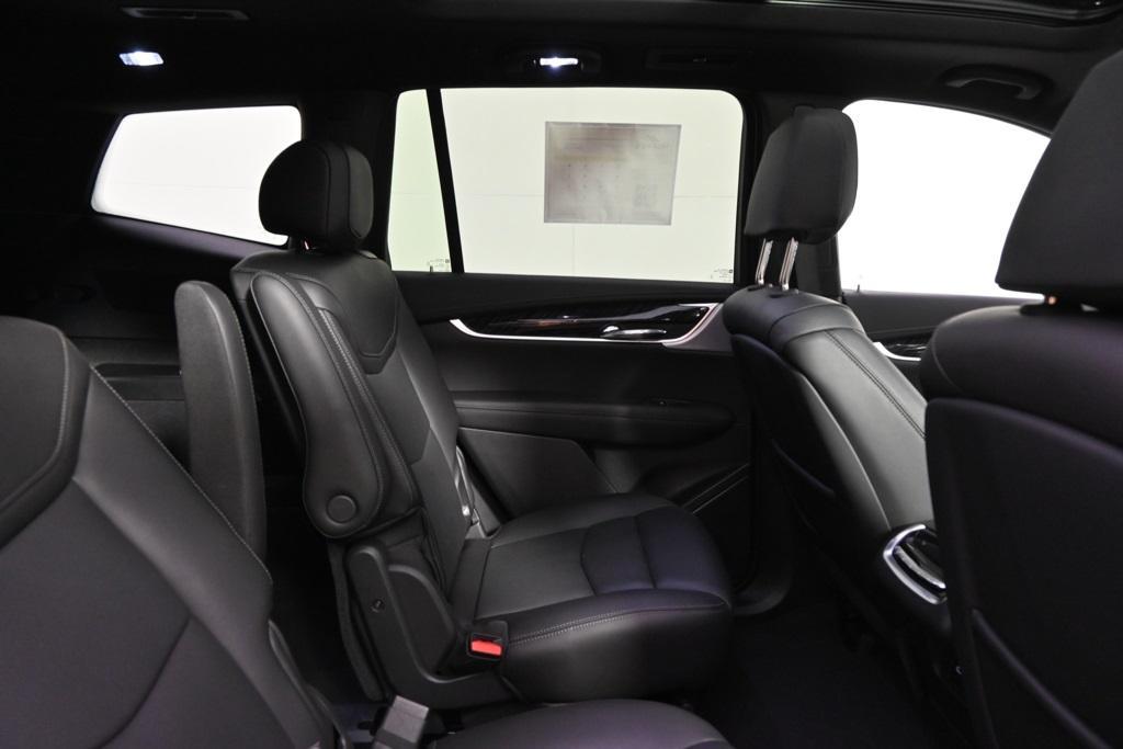 used 2025 Cadillac XT6 car, priced at $42,760