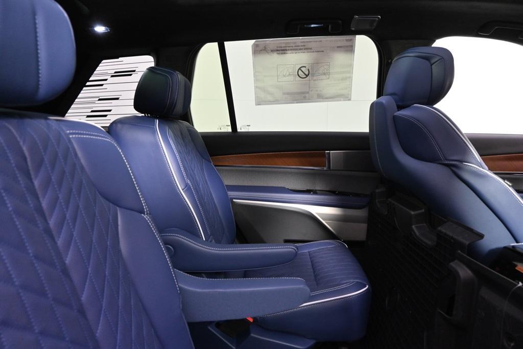 new 2026 Cadillac VISTIQ car, priced at $94,885