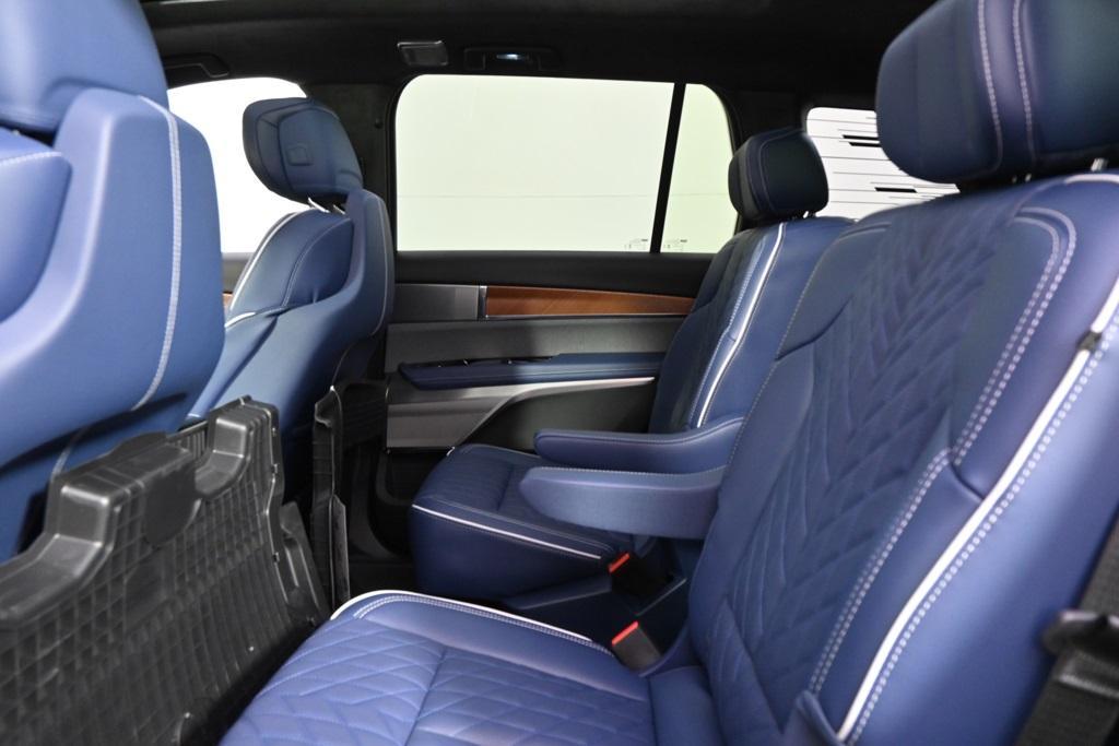 new 2026 Cadillac VISTIQ car, priced at $94,885