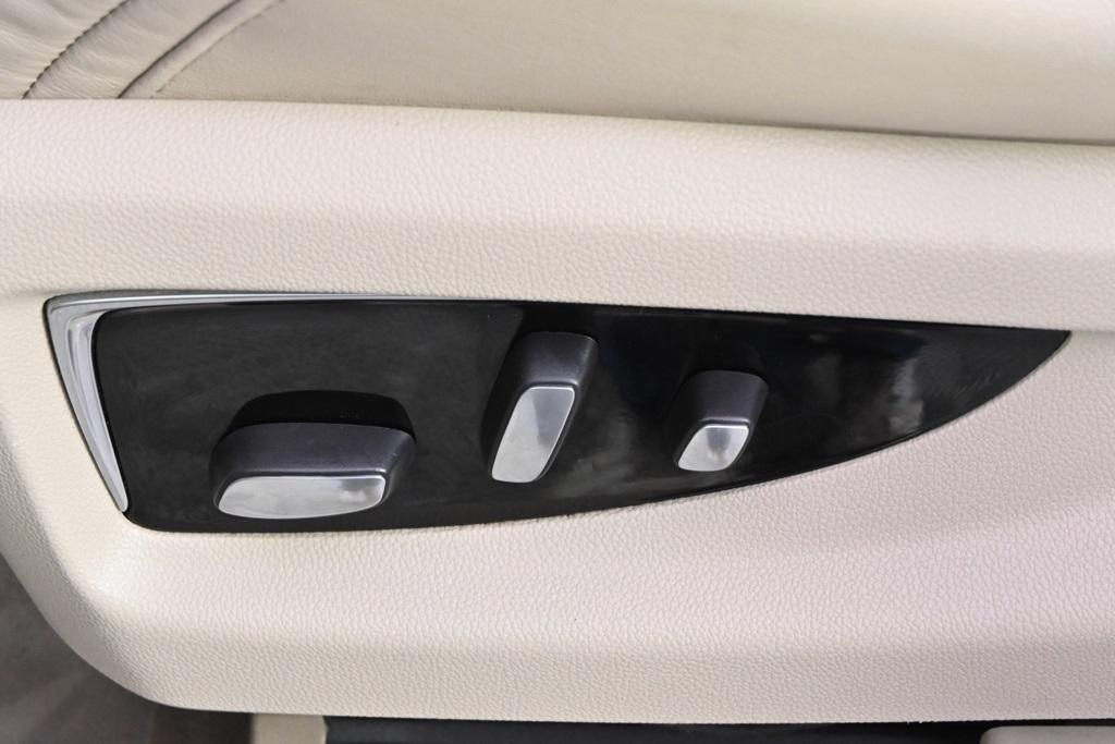 used 2019 Cadillac Escalade car, priced at $29,998