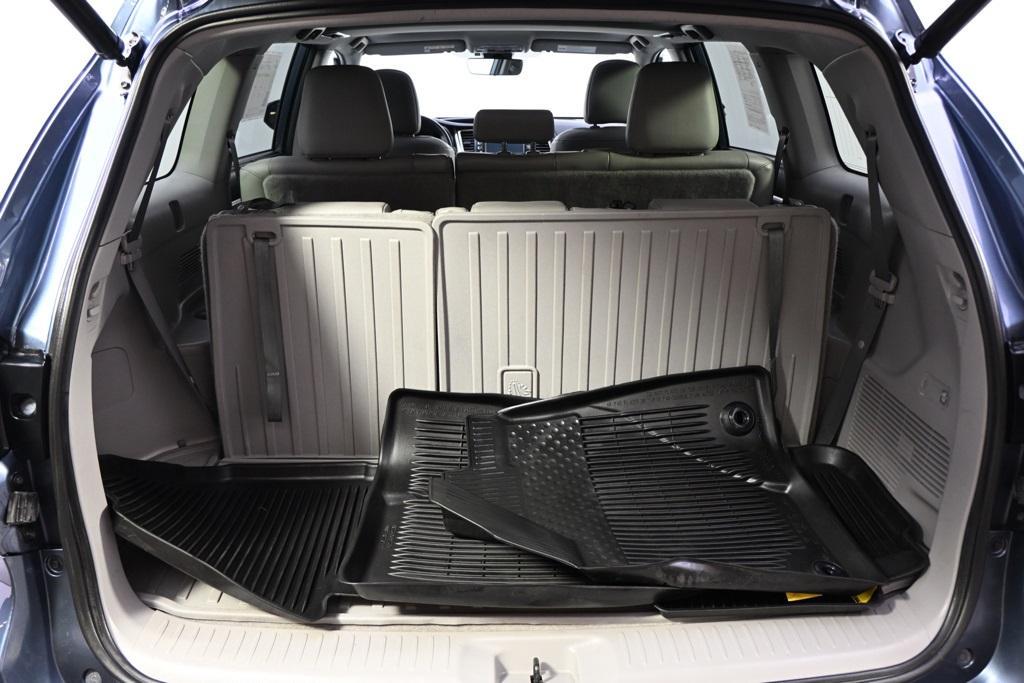 used 2019 Toyota Highlander car, priced at $28,998