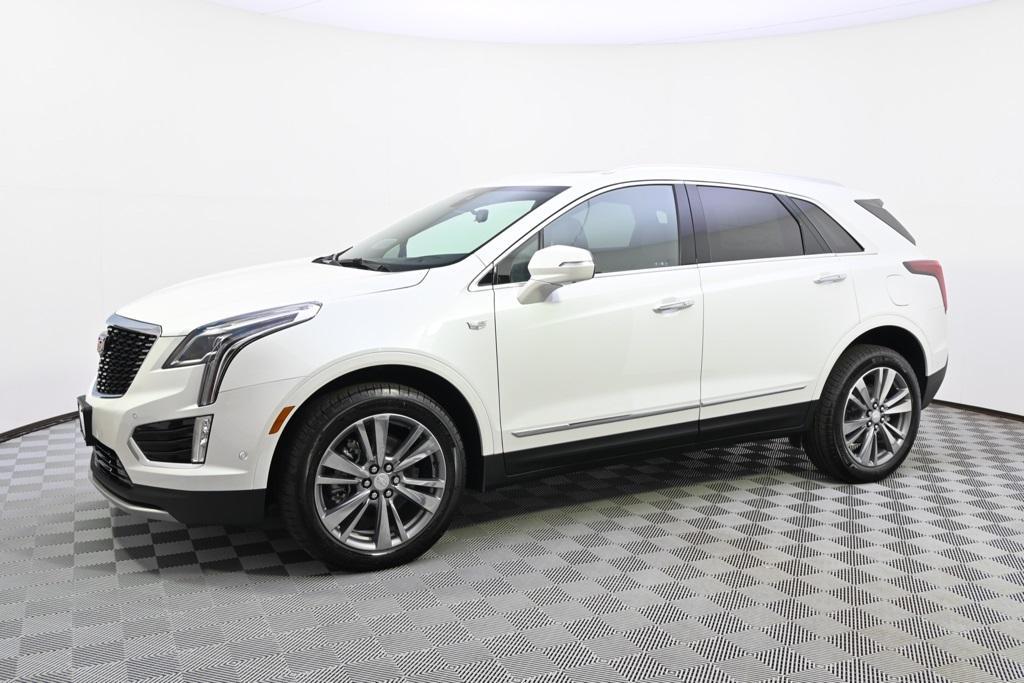 new 2025 Cadillac XT5 car, priced at $59,200