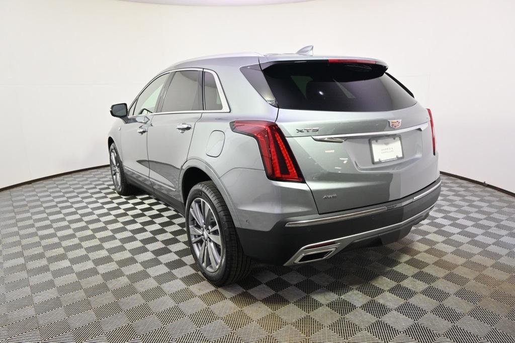 new 2025 Cadillac XT5 car, priced at $57,050