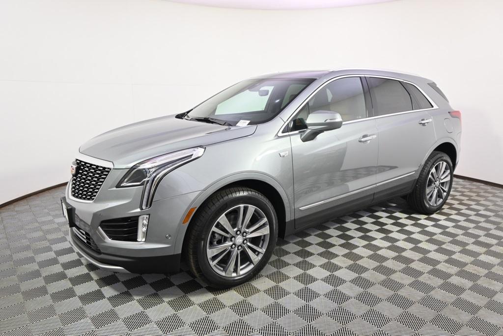 new 2025 Cadillac XT5 car, priced at $57,050