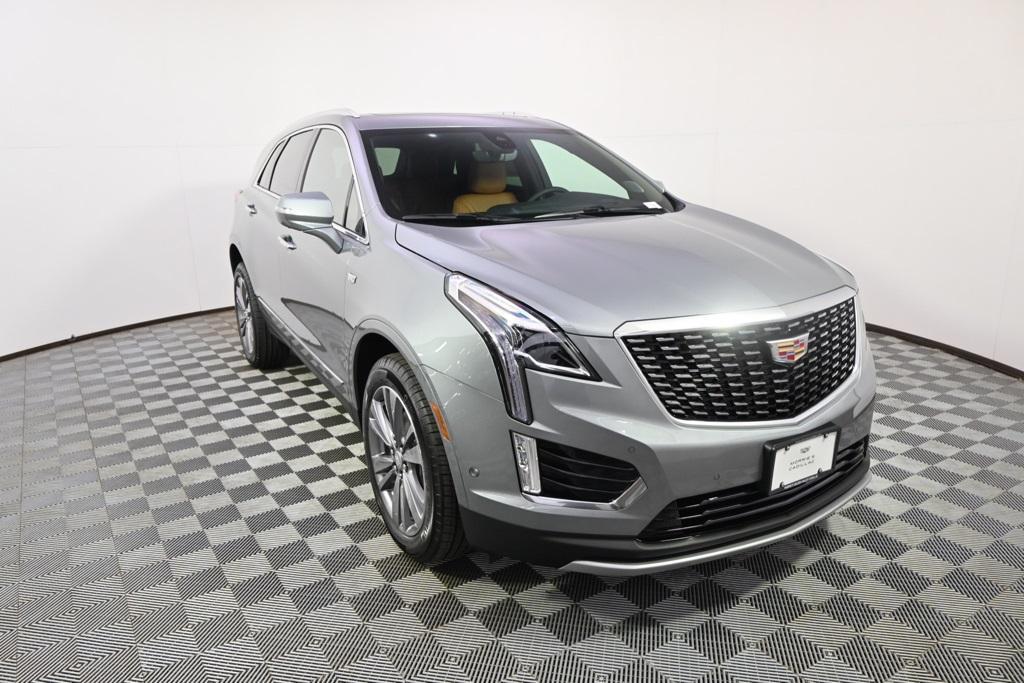 new 2025 Cadillac XT5 car, priced at $57,050