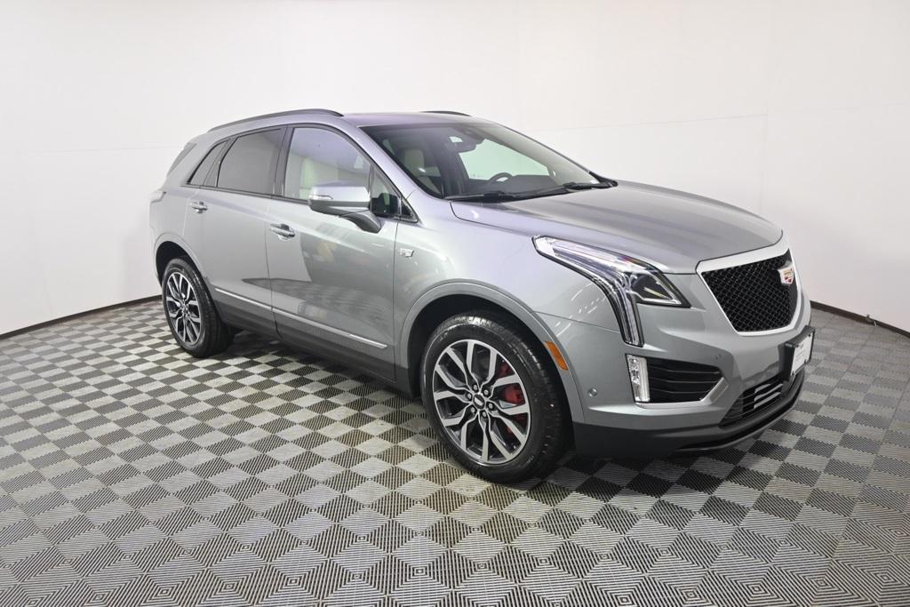 new 2025 Cadillac XT5 car, priced at $61,965