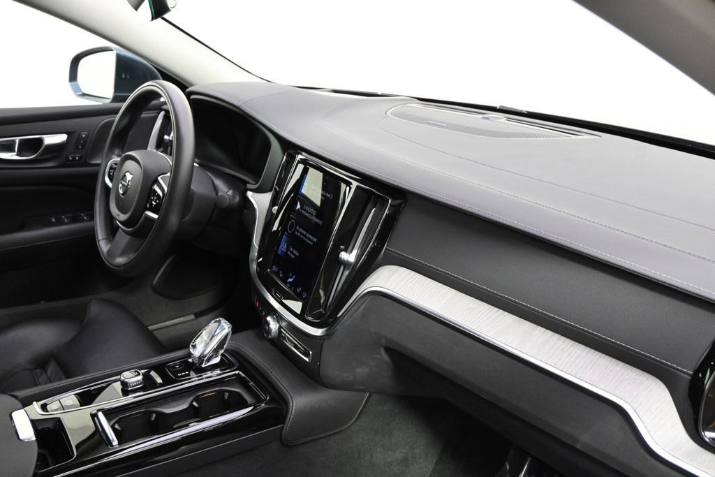 used 2022 Volvo S60 Recharge Plug-In Hybrid car, priced at $35,998