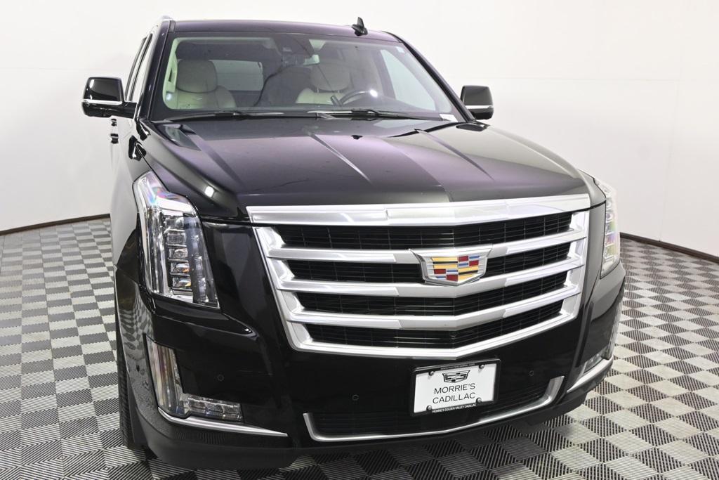 used 2020 Cadillac Escalade ESV car, priced at $38,998