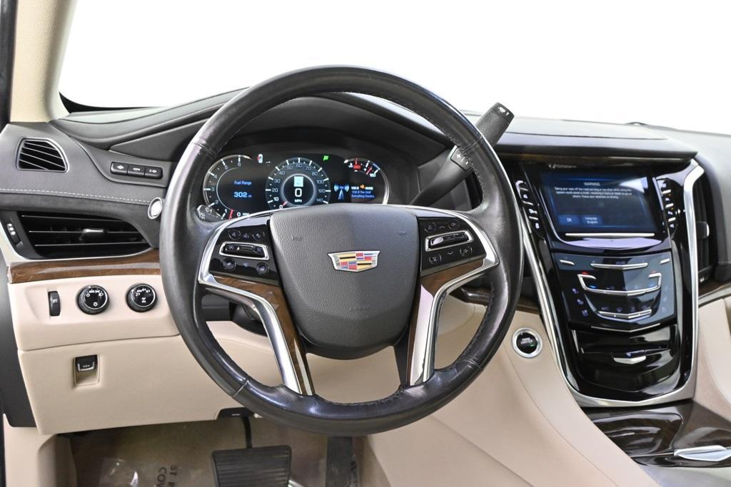 used 2020 Cadillac Escalade ESV car, priced at $38,998