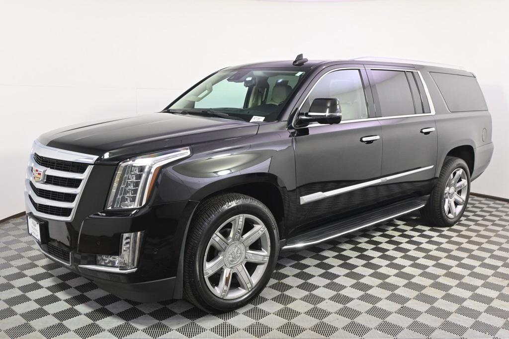 used 2020 Cadillac Escalade ESV car, priced at $38,998