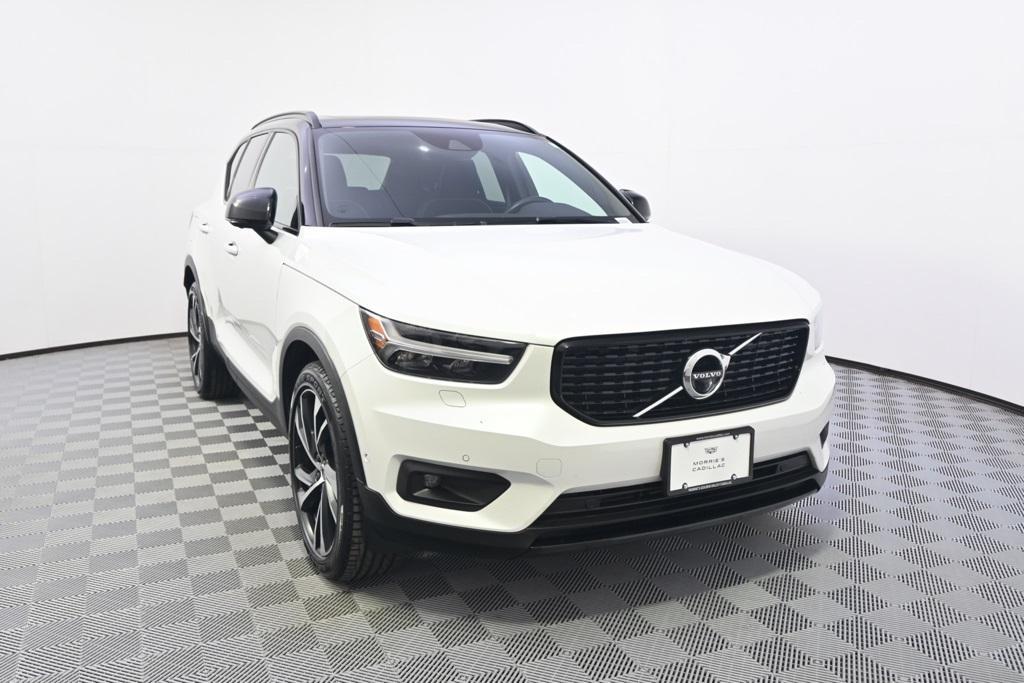 used 2019 Volvo XC40 car, priced at $19,998