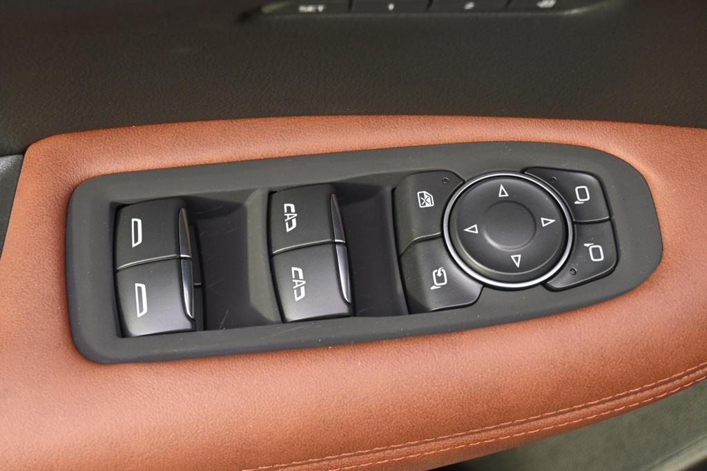new 2025 Cadillac XT5 car, priced at $59,304
