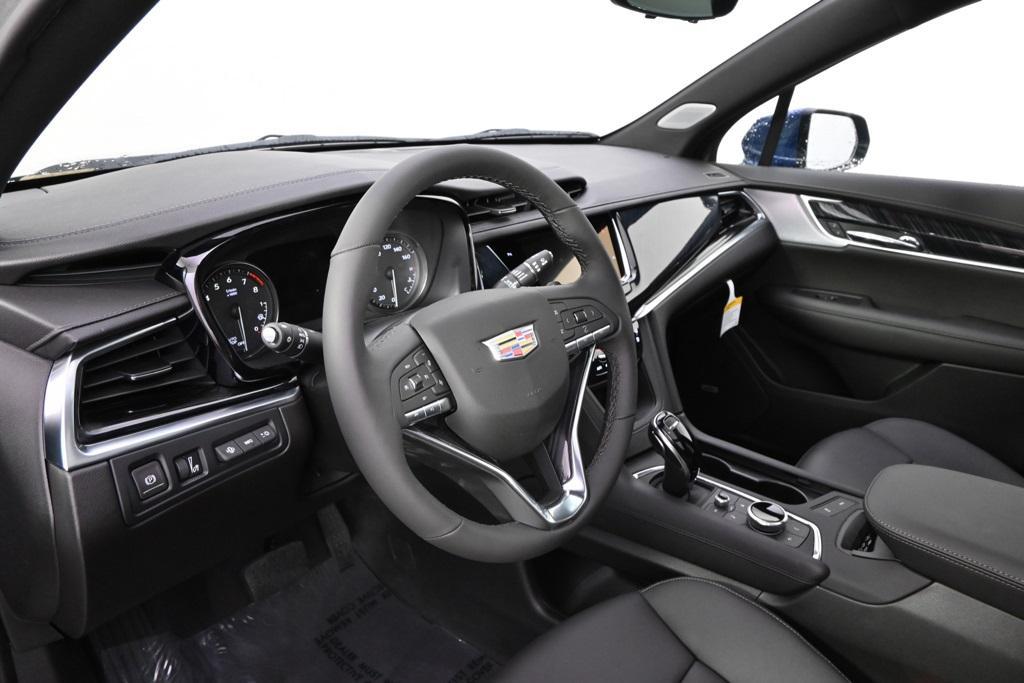 new 2025 Cadillac XT6 car, priced at $63,459