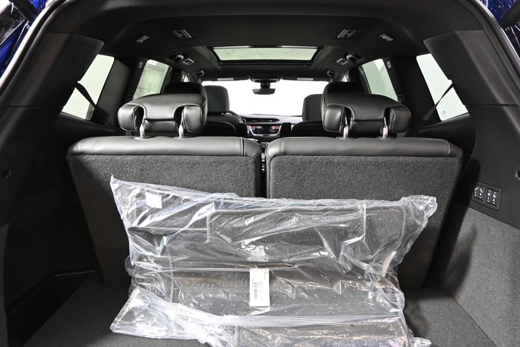 new 2025 Cadillac XT6 car, priced at $63,459