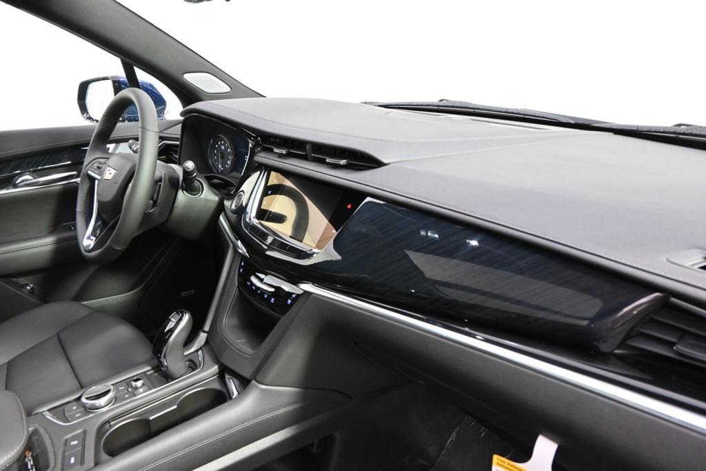 new 2025 Cadillac XT6 car, priced at $63,459