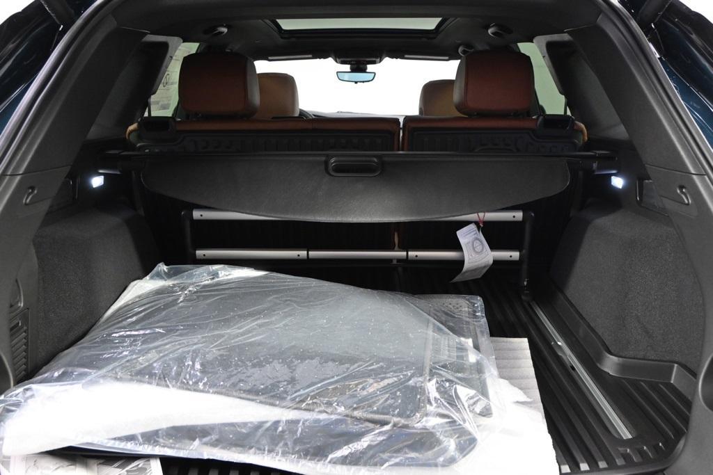 new 2025 Cadillac XT5 car, priced at $66,859