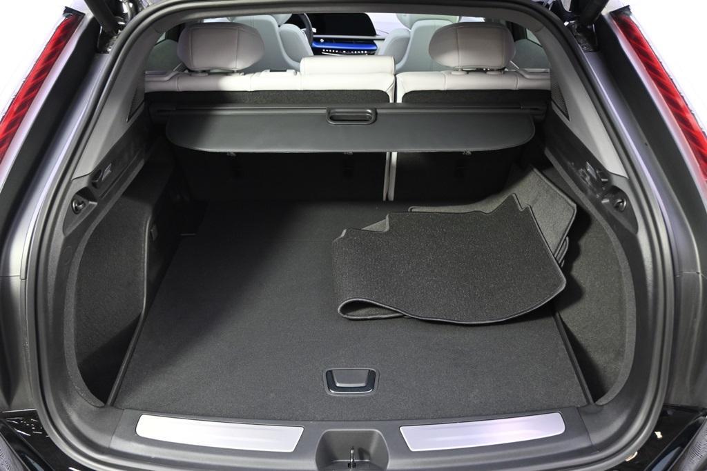 new 2025 Cadillac OPTIQ car, priced at $61,085