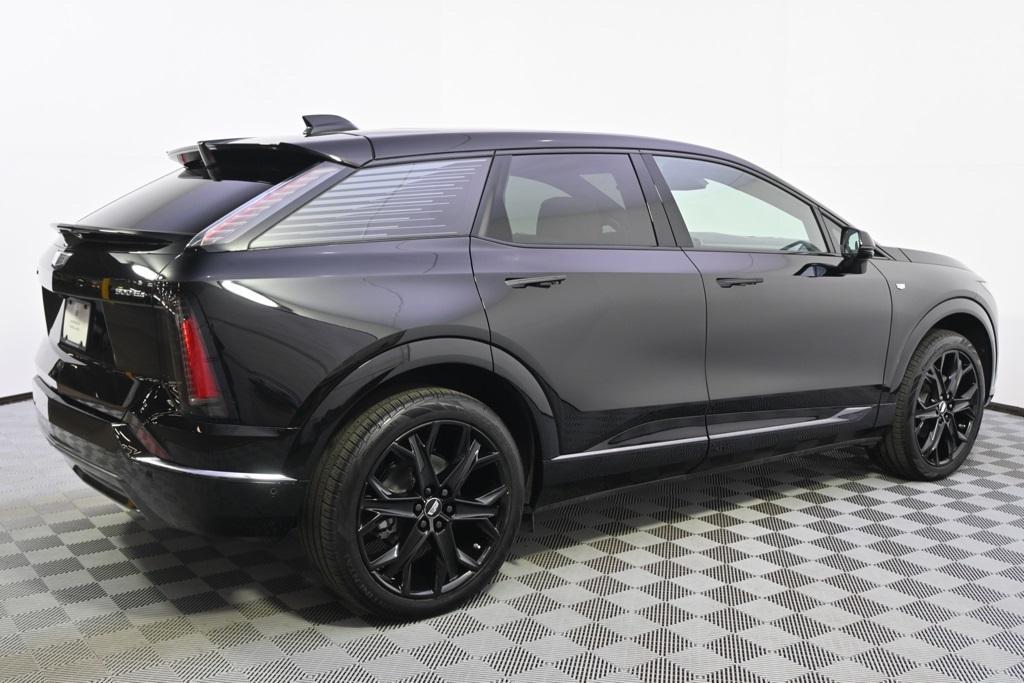 new 2025 Cadillac OPTIQ car, priced at $61,085