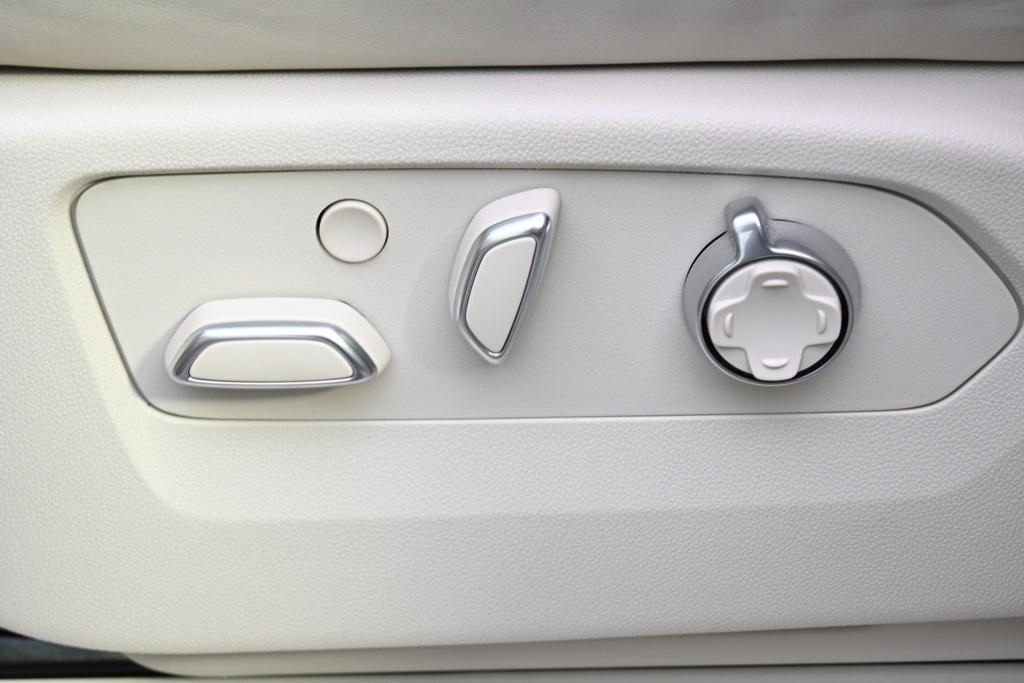 used 2024 Cadillac Escalade car, priced at $91,888