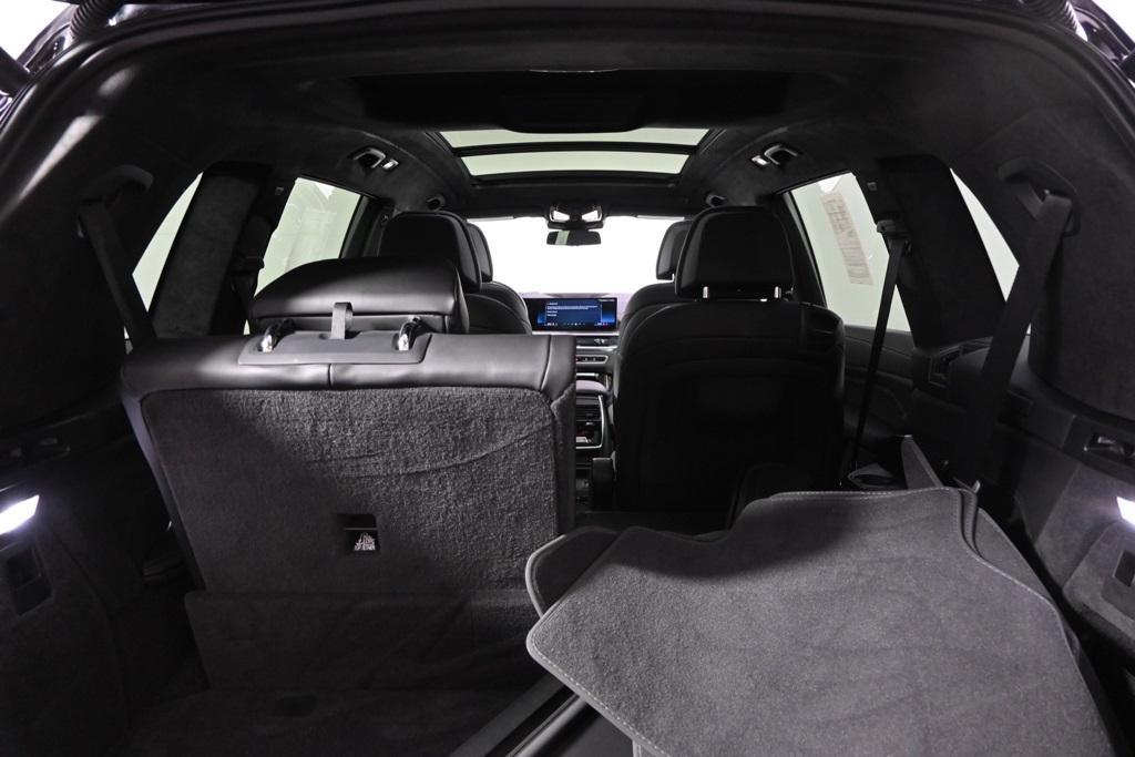 used 2025 BMW X7 car, priced at $82,998