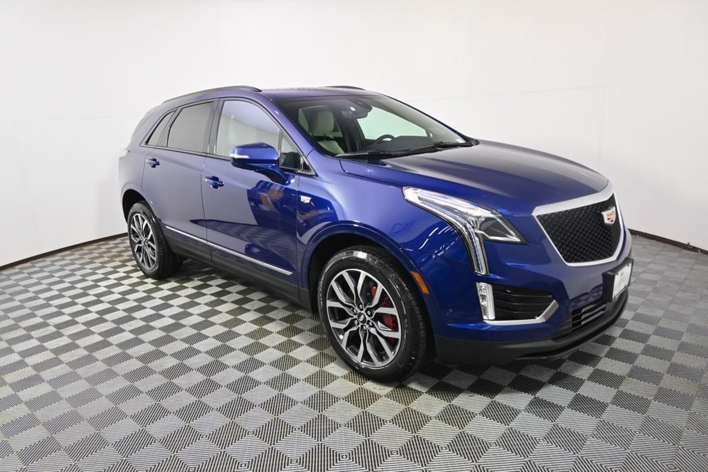 new 2025 Cadillac XT5 car, priced at $67,085