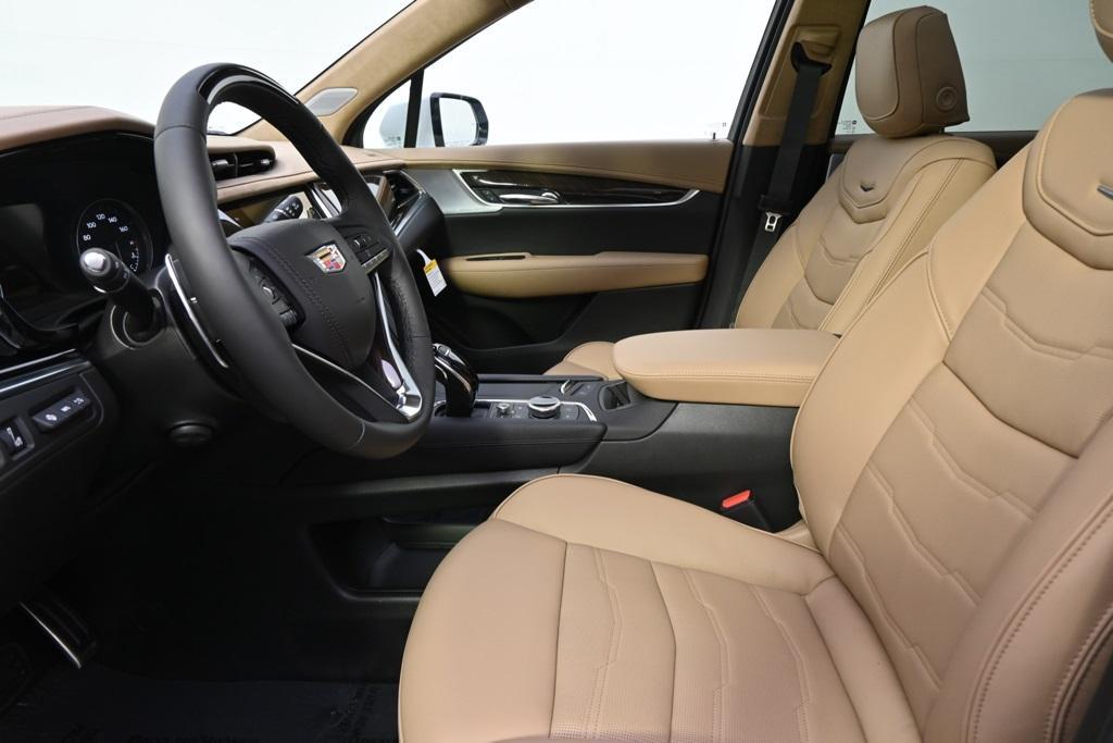 new 2025 Cadillac XT6 car, priced at $76,410