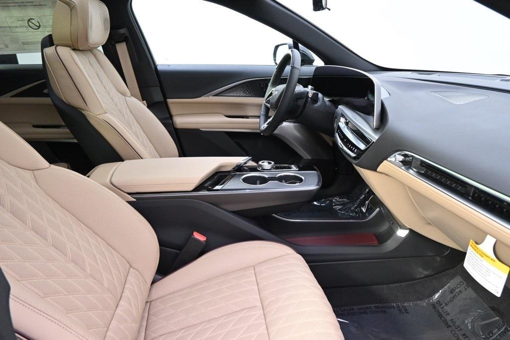 new 2025 Cadillac LYRIQ car, priced at $78,729