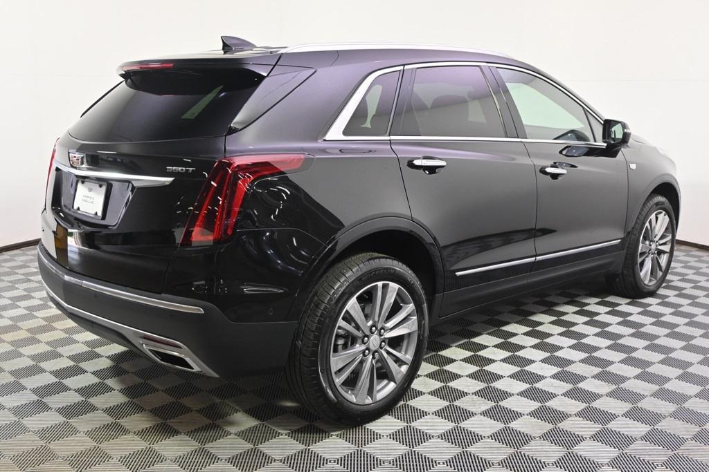new 2025 Cadillac XT5 car, priced at $54,998