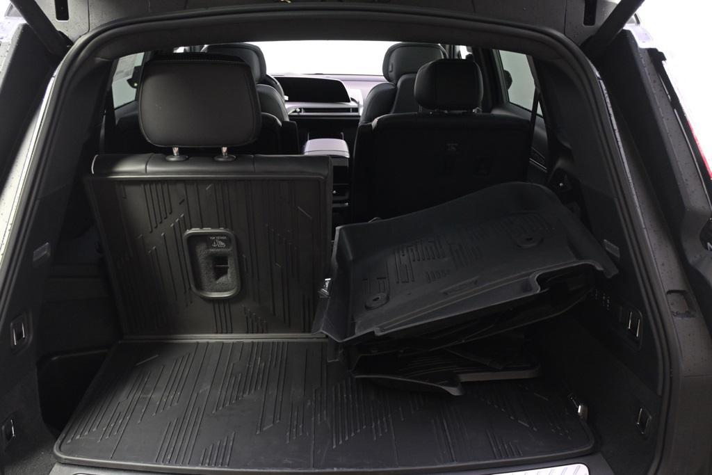 new 2026 Cadillac VISTIQ car, priced at $99,735