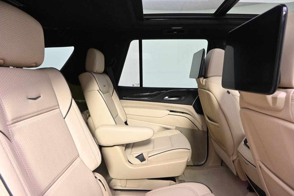 used 2024 Cadillac Escalade car, priced at $84,998