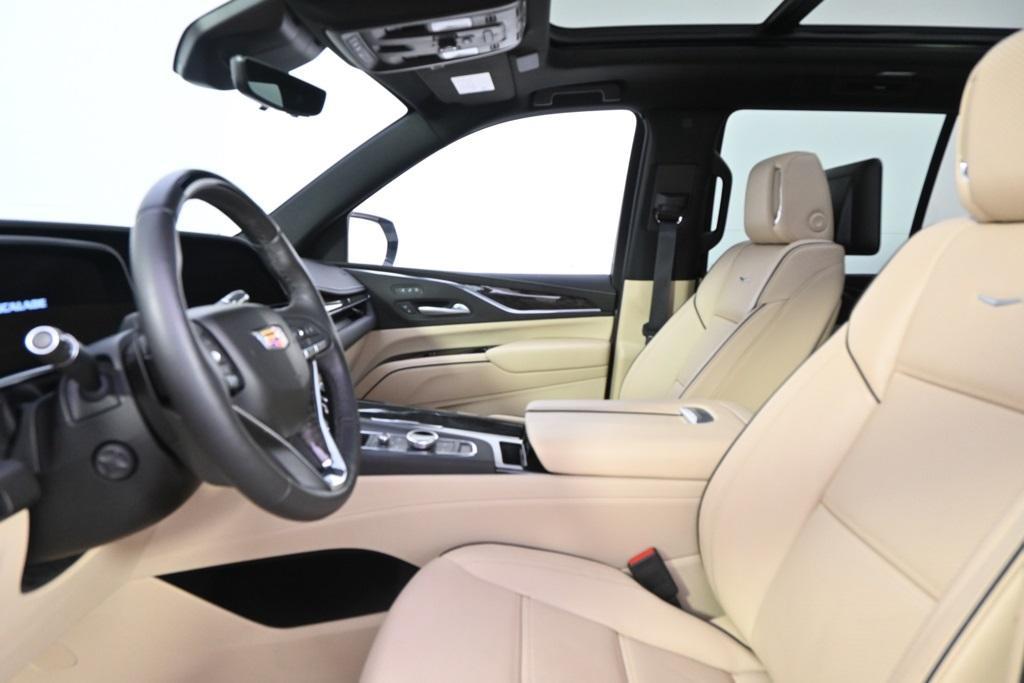 used 2024 Cadillac Escalade car, priced at $84,998